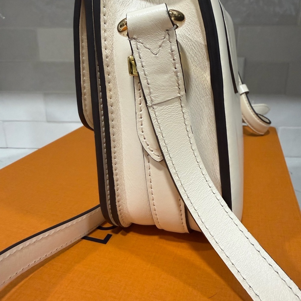 Louis Vuitton Pont 9 Crème with Blue Interior Calf skin - Picture 9 of 12